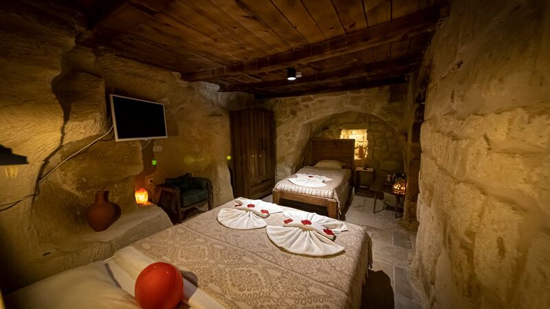 Feris Cave Hotel