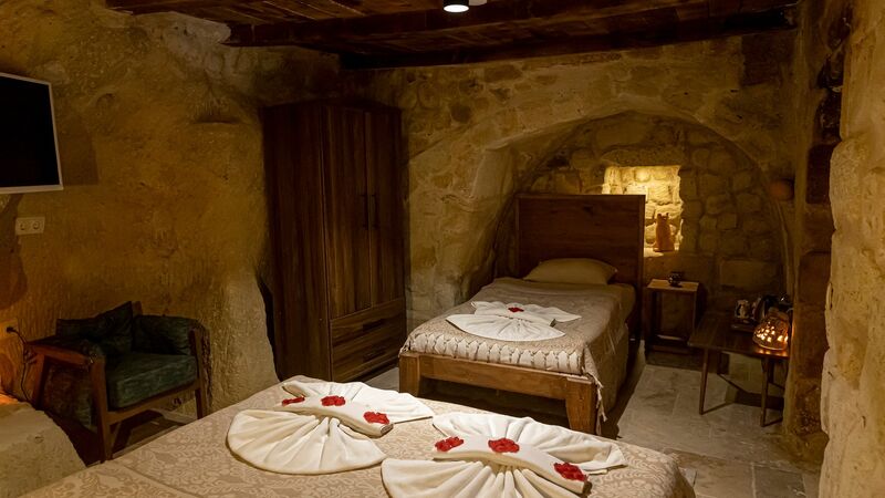 Feris Cave Hotel