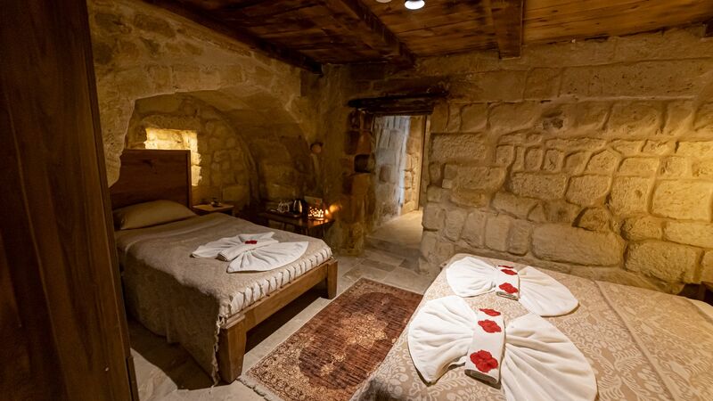 Feris Cave Hotel