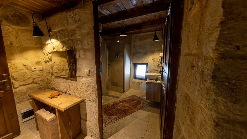 Feris Cave Hotel