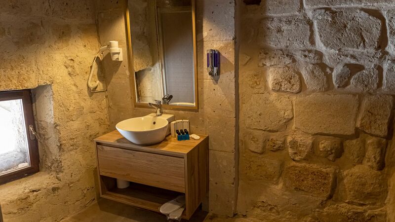Feris Cave Hotel