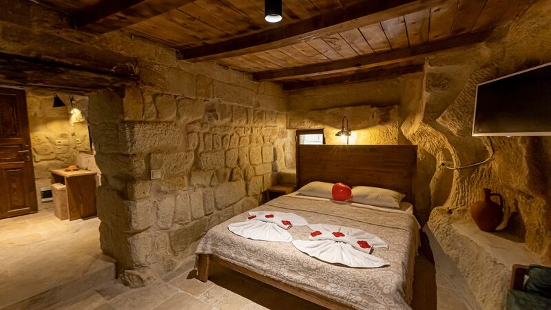 Feris Cave Hotel