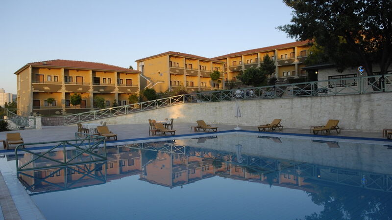 Monark Hotel
