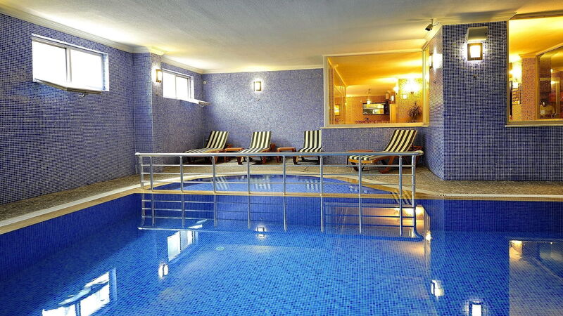 Monark Hotel