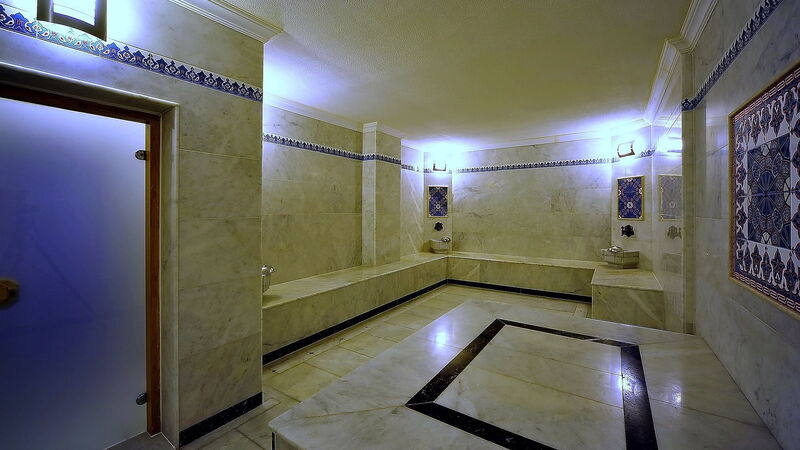 Monark Hotel