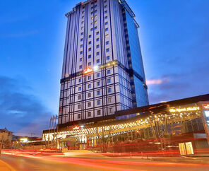 Tryp By Wyndham Hotel