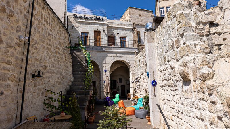 Feris Cave Hotel