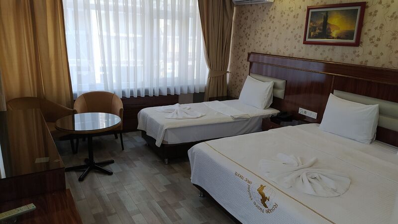Elit Palace