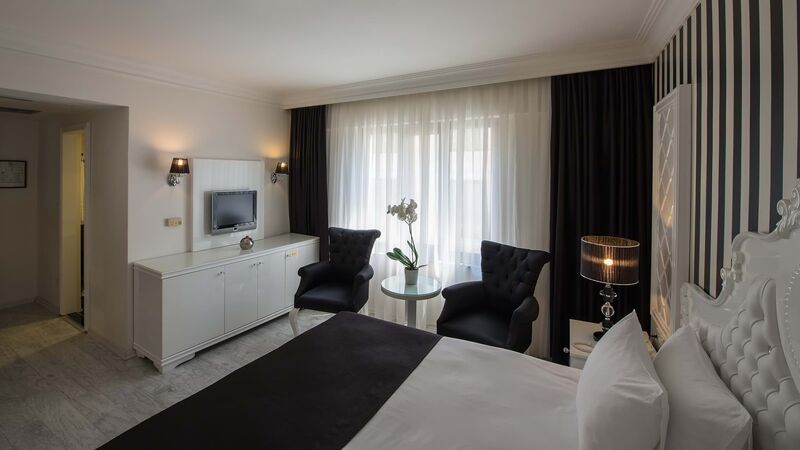 Yigit Alp Hotel