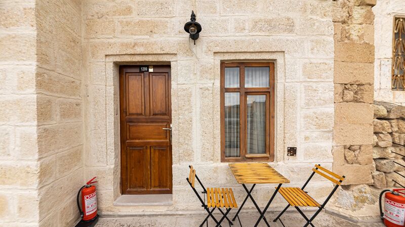 Feris Cave Hotel