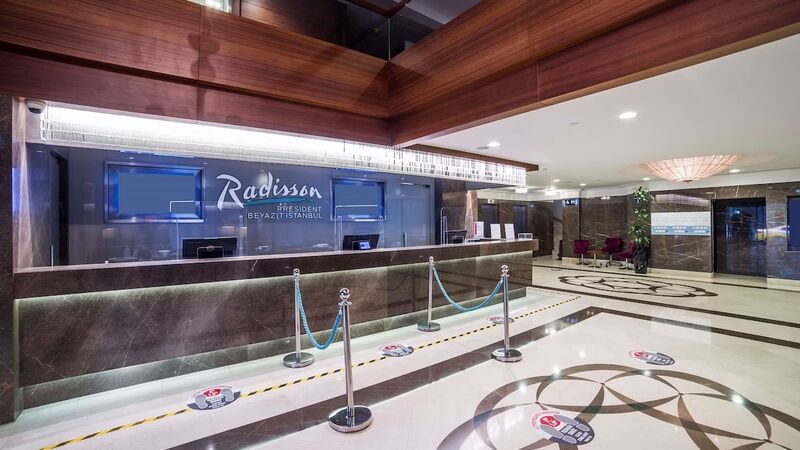 Radisson President Old Town Hotel